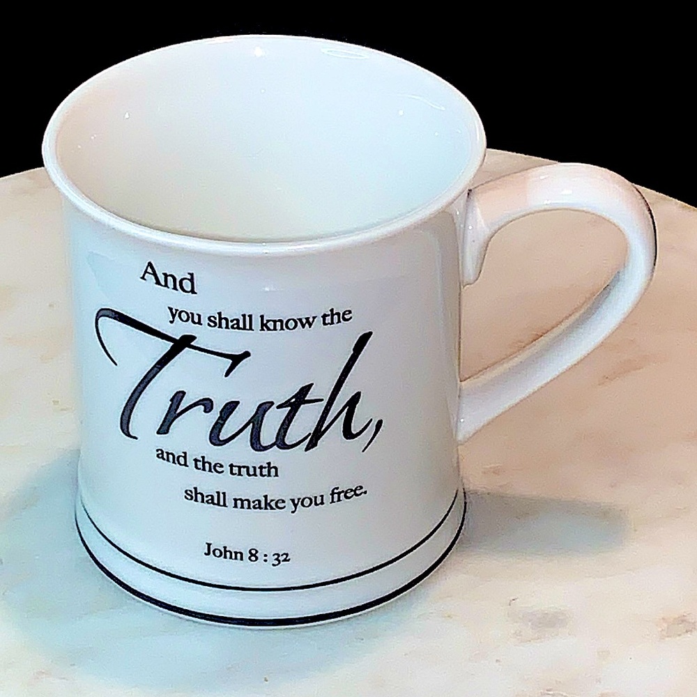 HOME ESSENTIALS COFFEE MUG JOHN 8:32 NEW